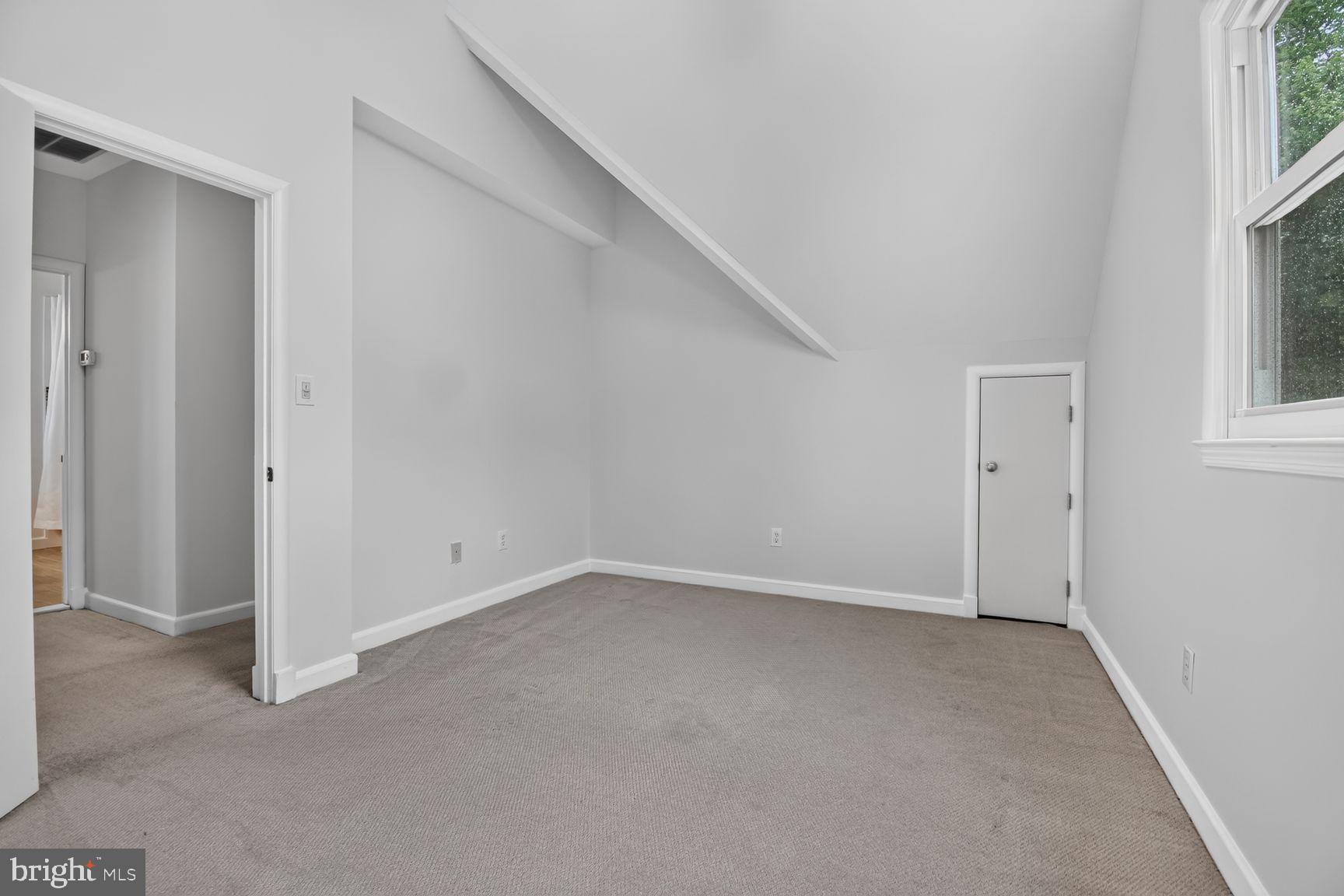 MAPLEWOOD - Residential