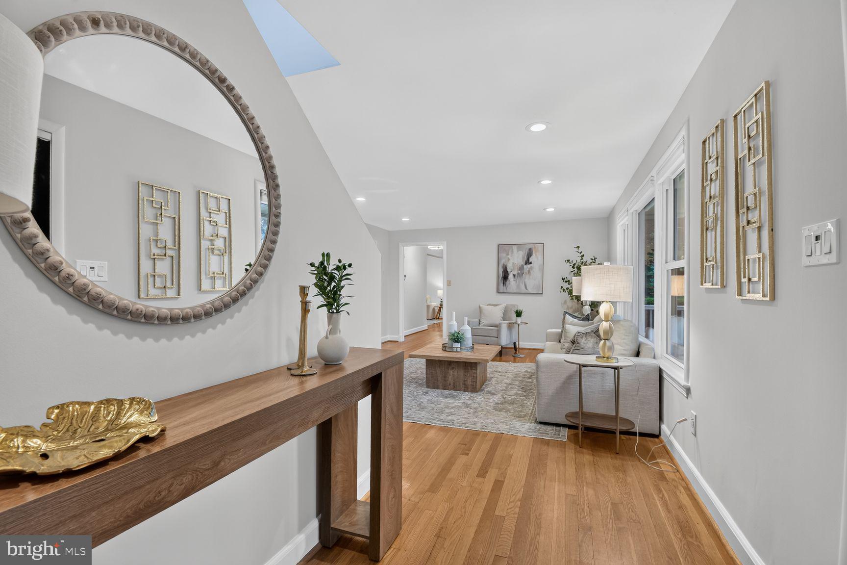 MAPLEWOOD - Residential