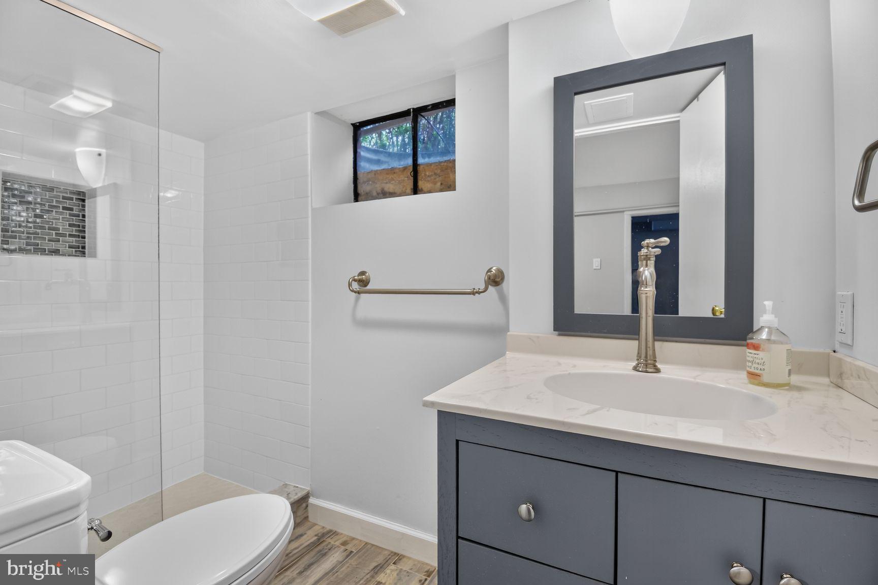 MAPLEWOOD - Residential