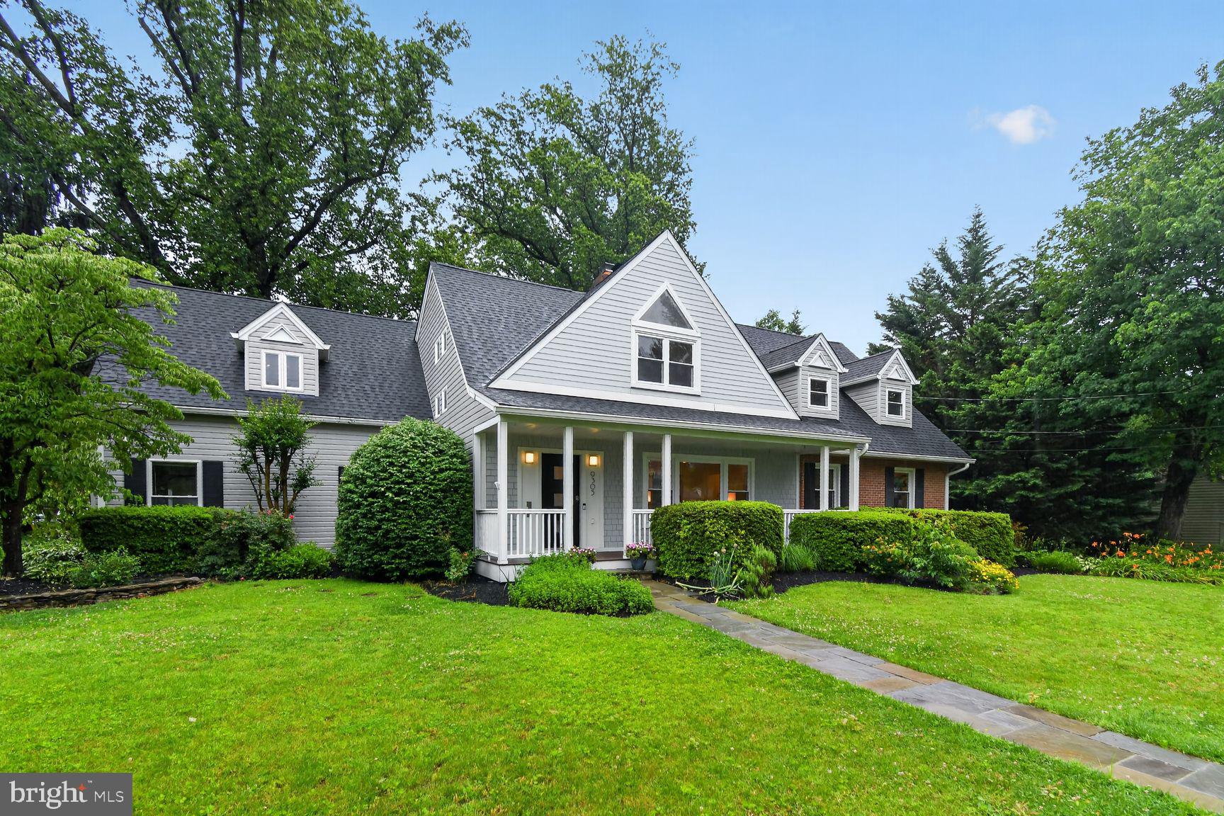 MAPLEWOOD - Residential