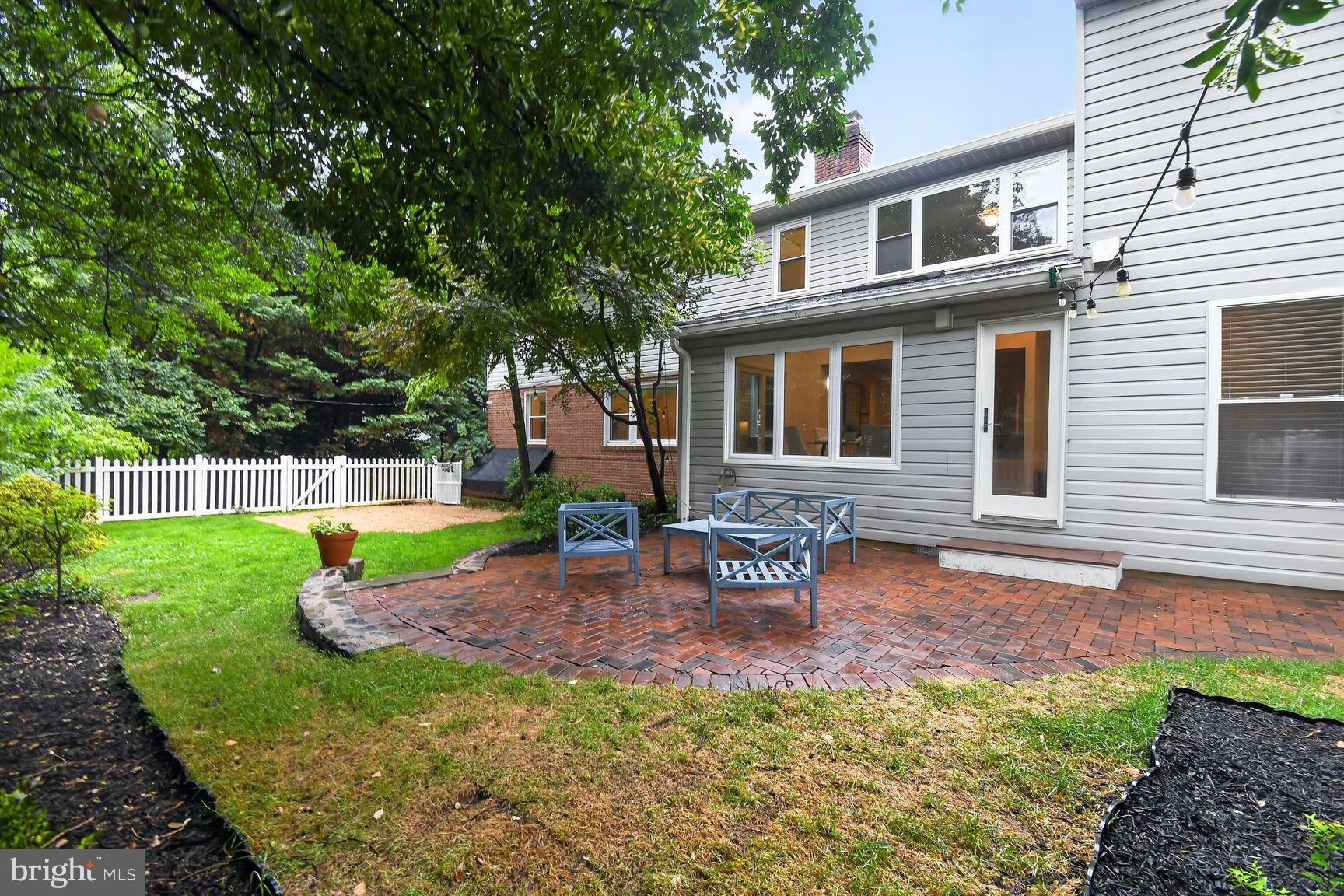 MAPLEWOOD - Residential