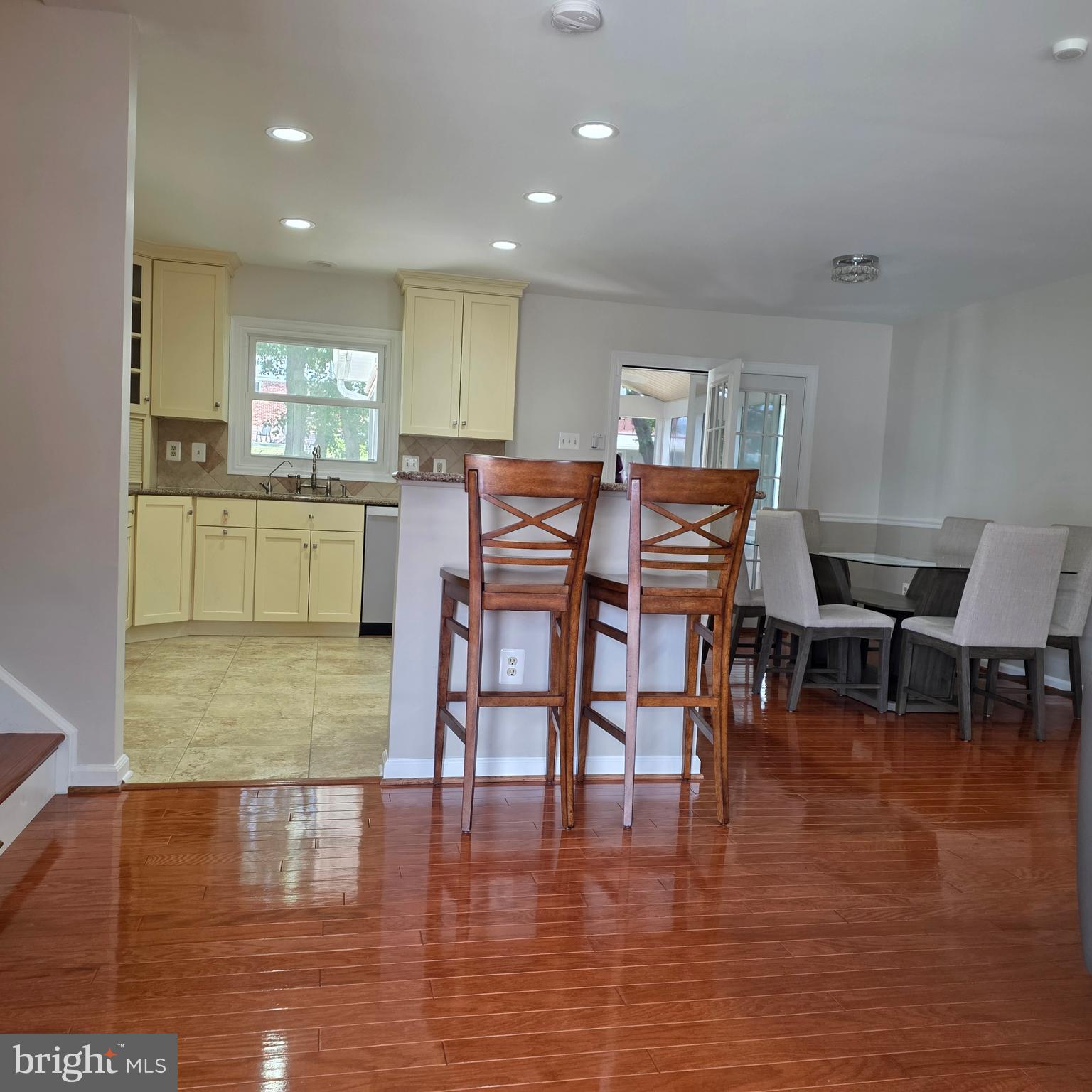 SILVER SPRING STATION - Residential