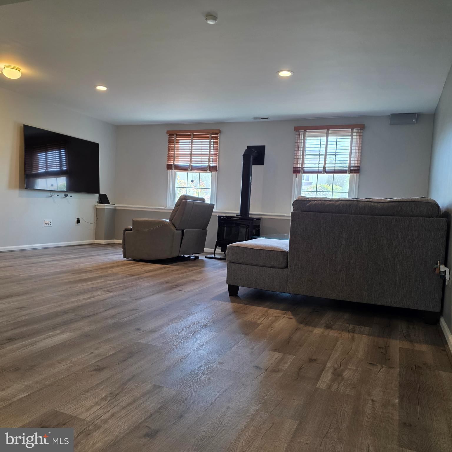 SILVER SPRING STATION - Residential