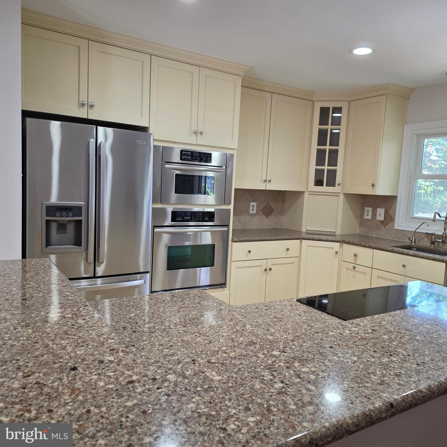 SILVER SPRING STATION - Residential