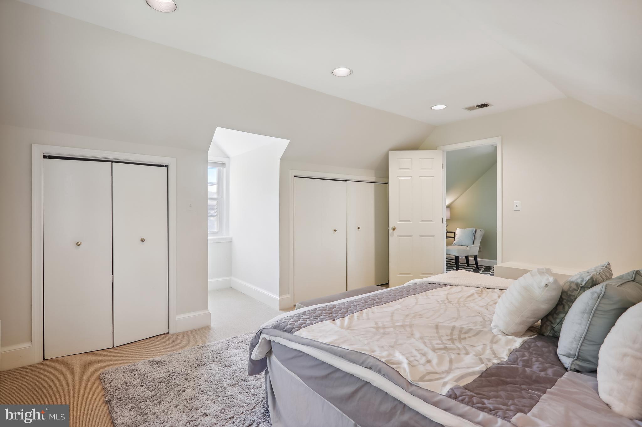 BATTERY PARK - Residential