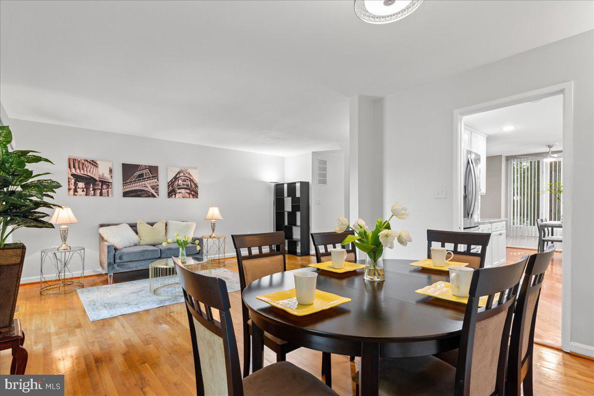 BRISTOW VILLAGE - Residential