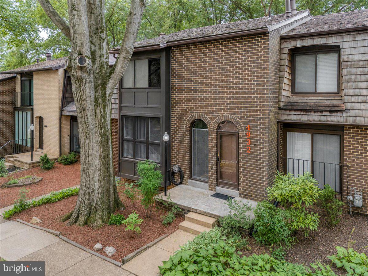 LOCATION!!! LOCATION!!!
<br><br>
This exquisite 3-level, 3-bedroom, 4-bath home is nestled in a desirable inside-the-Beltway community, offering a harmonious blend of comfort and convenience. Rarely will you find a townhome with everything you want and this one has it all! Hardwood floors, a brand-new roof in 2024, new HVAC and a new fridge in 2022. 
<br><br>
Interior Highlights; Step inside to discover an inviting foyer that leads into an open floor plan. A cozy living and dining room create a warm, welcoming atmosphere, complemented by a conveniently located half bath. Sip your morning coffee or enjoy a late-night drink on the balcony right off the living room. The gourmet kitchen is a chef's dream, featuring granite countertops, ample cabinetry, stainless steel appliances and a breakfast area, making it ideal for both casual meals and entertaining guests. An abundance of windows fills the home with natural light throughout.
<br><br>
Upper Level: Find 3 bedrooms and 2 full baths, including a sumptuous primary suite. This private retreat features a walk-in closet and an opulent en-suite bathroom. Two additional generously sized bedrooms share a second full bath.
<br><br>
Lower Level Versatility: The walkout basement makes a perfect in-law suite, boasting a full bathroom and a flex room with a sliding door that leads to the fully fenced, large backyard. This multifunctional space adds flexibility for living. This sunlit room can be used as a family room, recreation room, home gym, or office, making working from home easy and enjoyable.
<br><br>
Outdoor Living: Walk out to a charming oversized fenced yard and outdoor living area to enjoy year-round. Perfect for summer barbecues or relaxing in a setting with tons of privacy! The fully paved patio features grapevines. Backs to trees for added privacy.
<br><br>
Parking is a breeze with 1 assigned space plus 2 parking tags for any of the unmarked spaces. There are plenty of unmarked spaces. Additional parking is available on the street.
<br><br>
Community Amenities: Enjoy the outdoor pool,  playground, and much more.
<br><br>
Commuter Convenience: You'll be close to all major commuter routes, including being only 4 miles from Dunn Loring–Merrifield Metro Station and Franconia–Springfield Metro Station. This inside-the-Beltway, tucked-away neighborhood is just minutes from I-495, I-395, and I-66, with quick connections to Tysons, Arlington, and Alexandria.
<br><br>
Get to D.C. in 20 minutes via 8 different routes, including Braddock Road, Route 236, Route 50, Route 29, I-66, Edsall Road, I-395, and more. It's also just a 3-minute walk to the bus stop on Americana Drive.
<br><br>
Everyday Access: Nearby parks, entertainment, shopping centers, and dining options cater to your every need. Safeway, Giant, Starbucks, Home Depot, and a bowling alley are all nearby.
<br><br>
Whether you are relaxing at home or exploring everything the neighborhood has to offer, this is the lifestyle you've been looking for. Make this stunning home your own at this incredible price! Come check it out at the upcoming open houses on Saturday and Sunday!