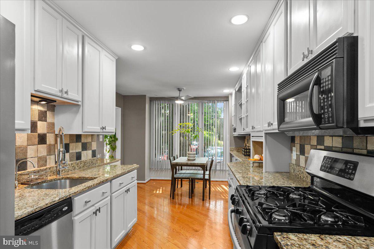 BRISTOW VILLAGE - Residential