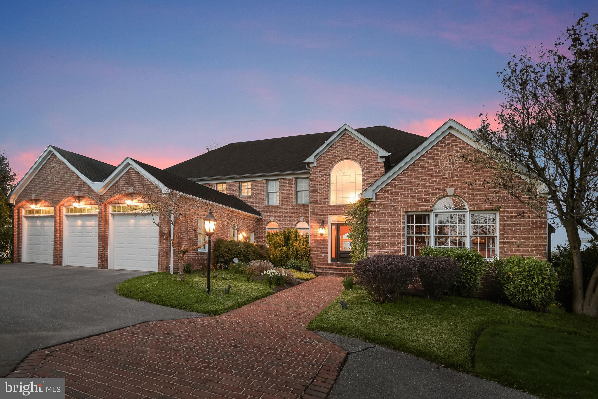 CATTAIL CREEK - Residential