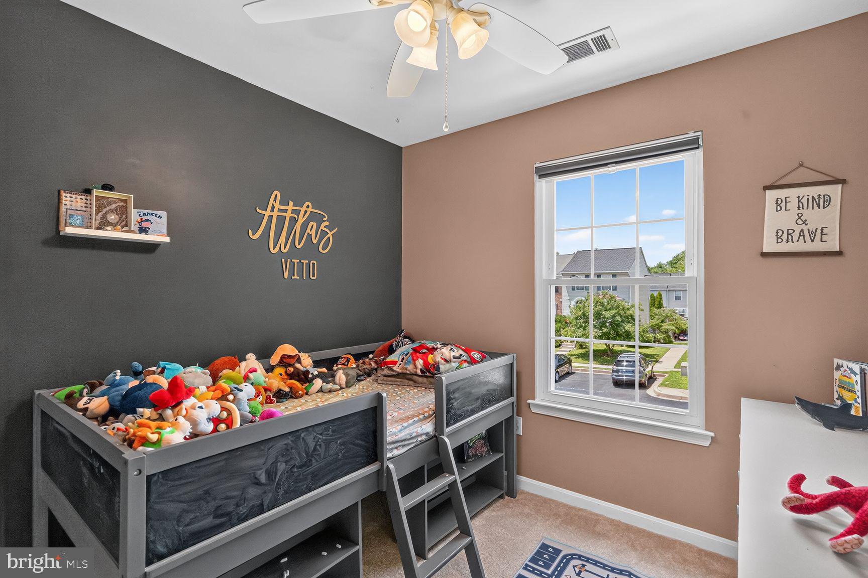 HUNTERS CROSS - Residential