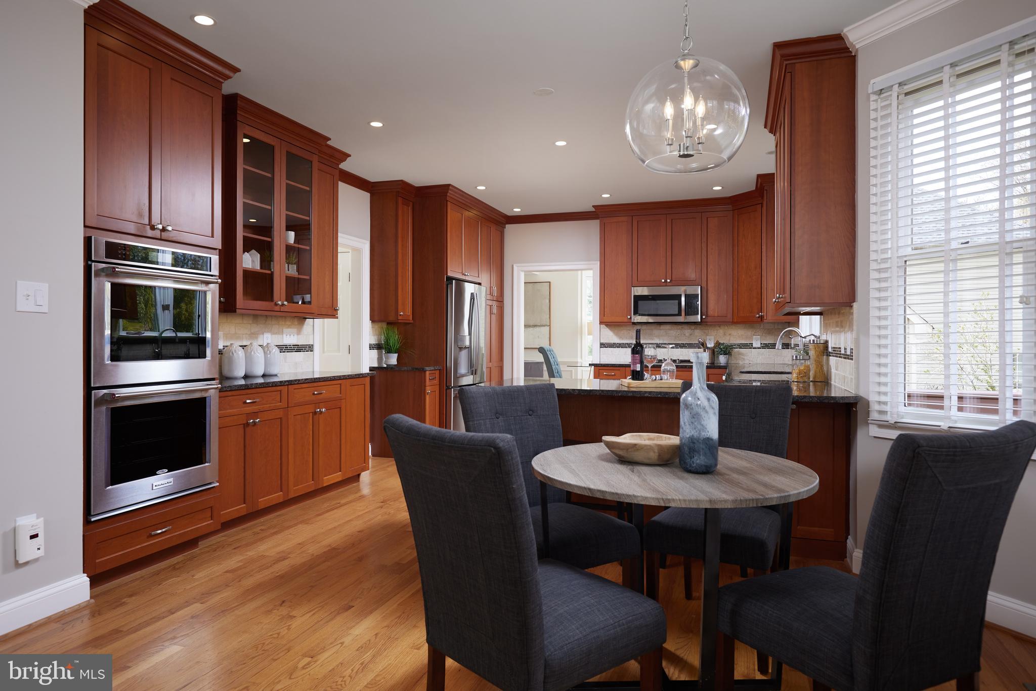 LIGON KNOLLS - Residential
