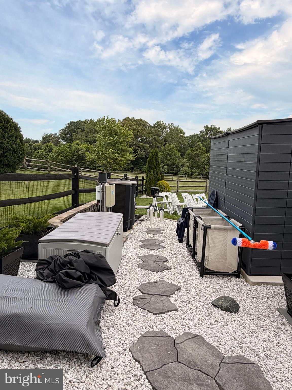 ST GEORGES CROSSING - Residential