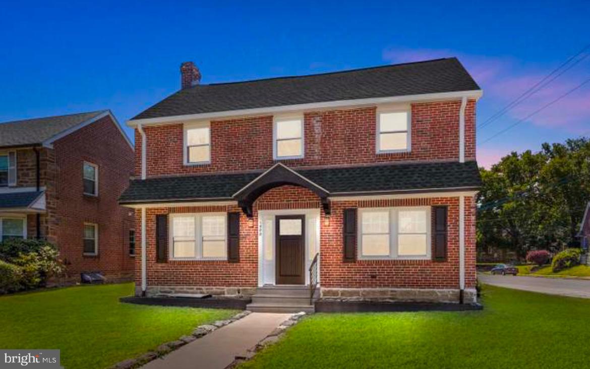 WEST OAK LANE - Residential