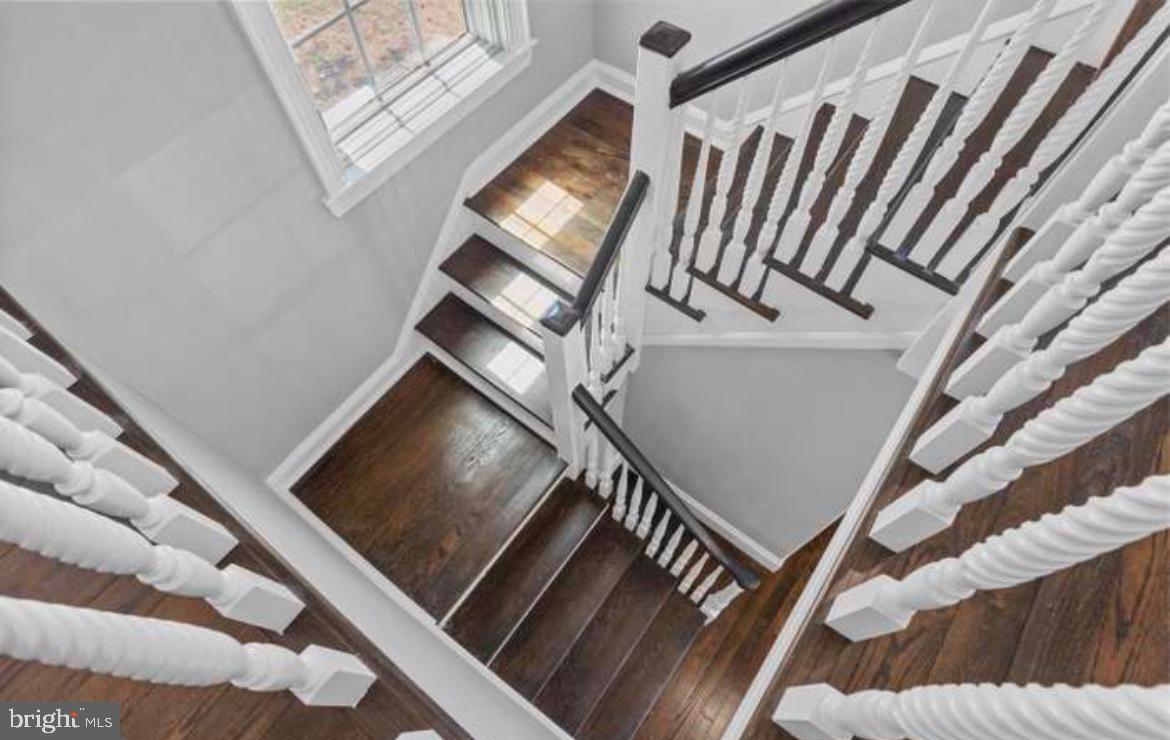 WEST OAK LANE - Residential