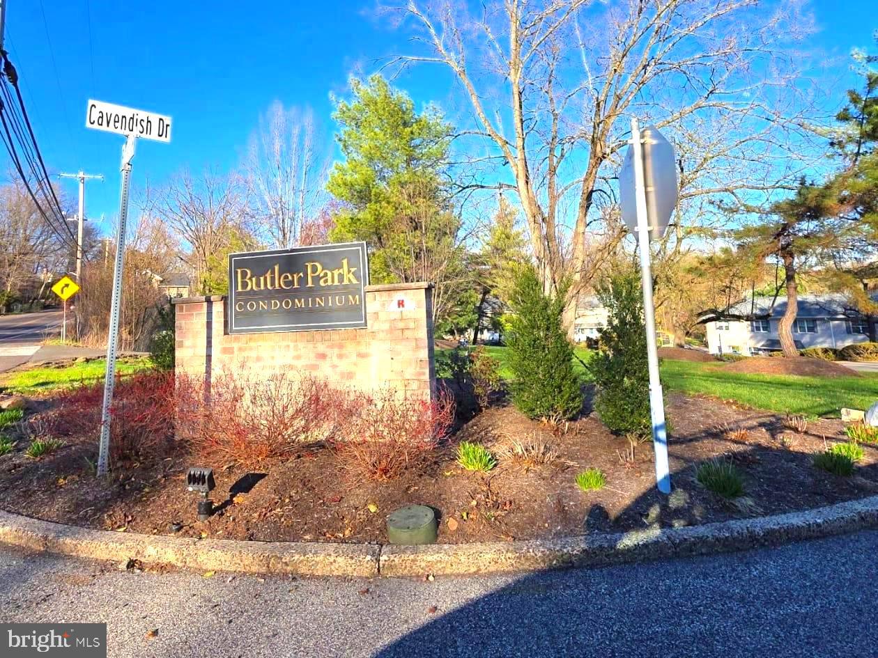 BUTLER PARK CONDO - Residential