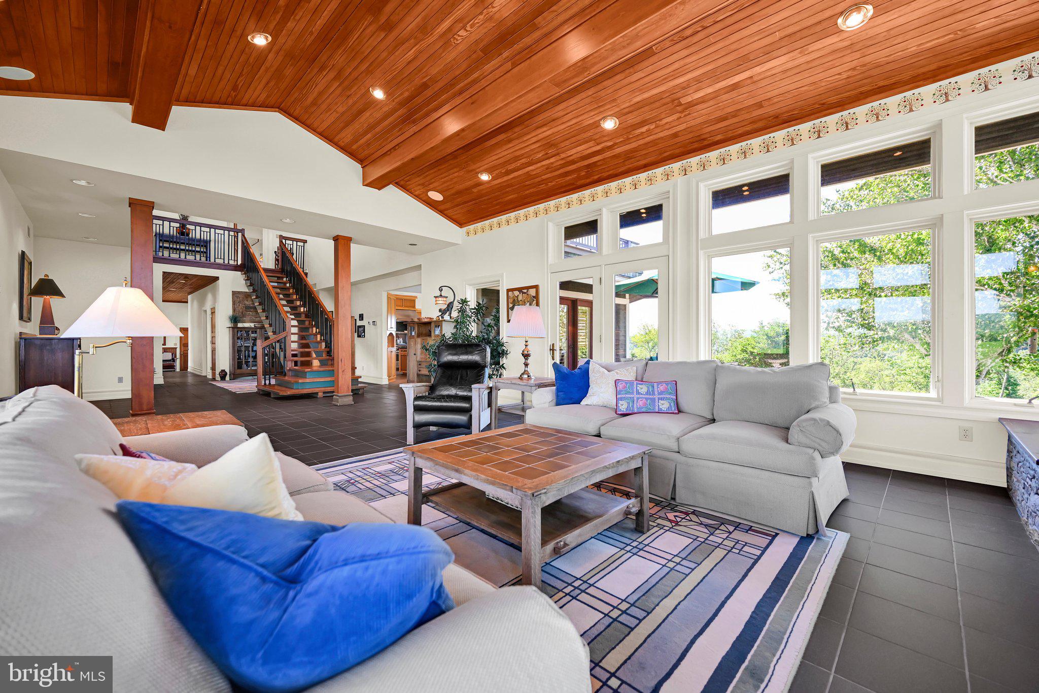 LANDINGVILLE - Residential