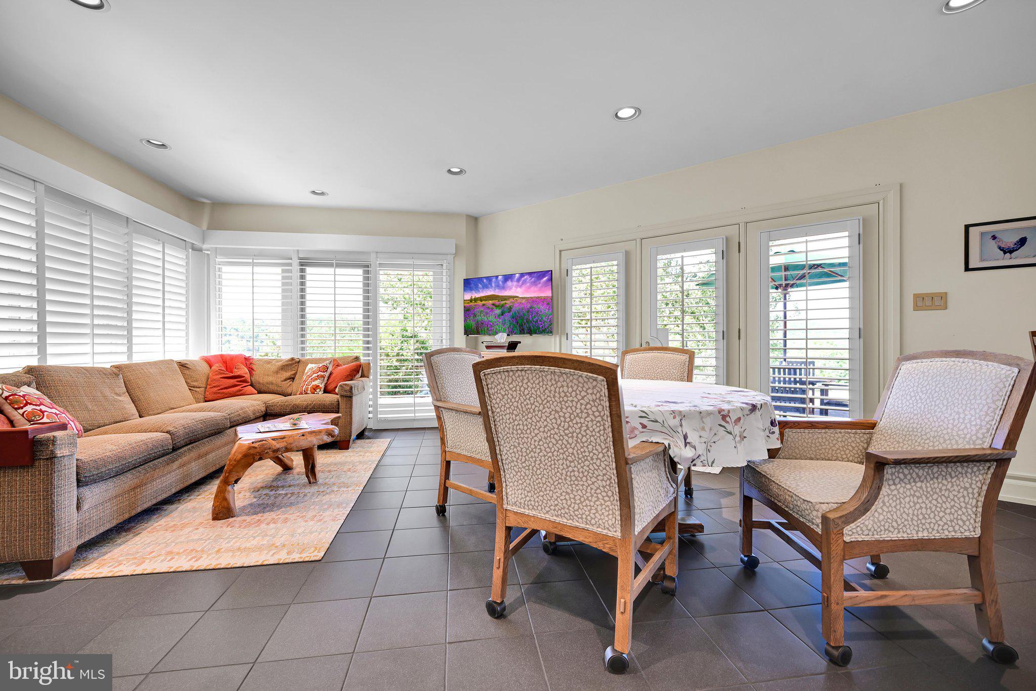 LANDINGVILLE - Residential
