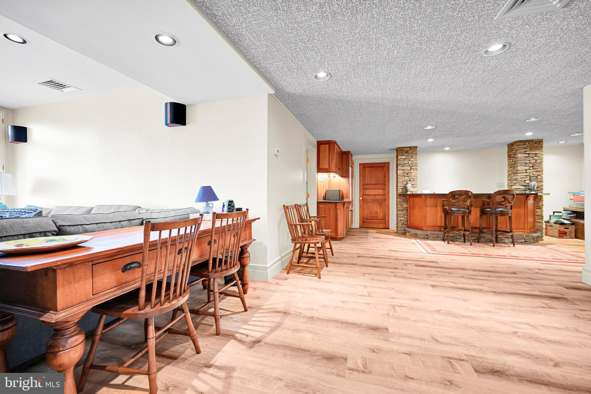 LANDINGVILLE - Residential