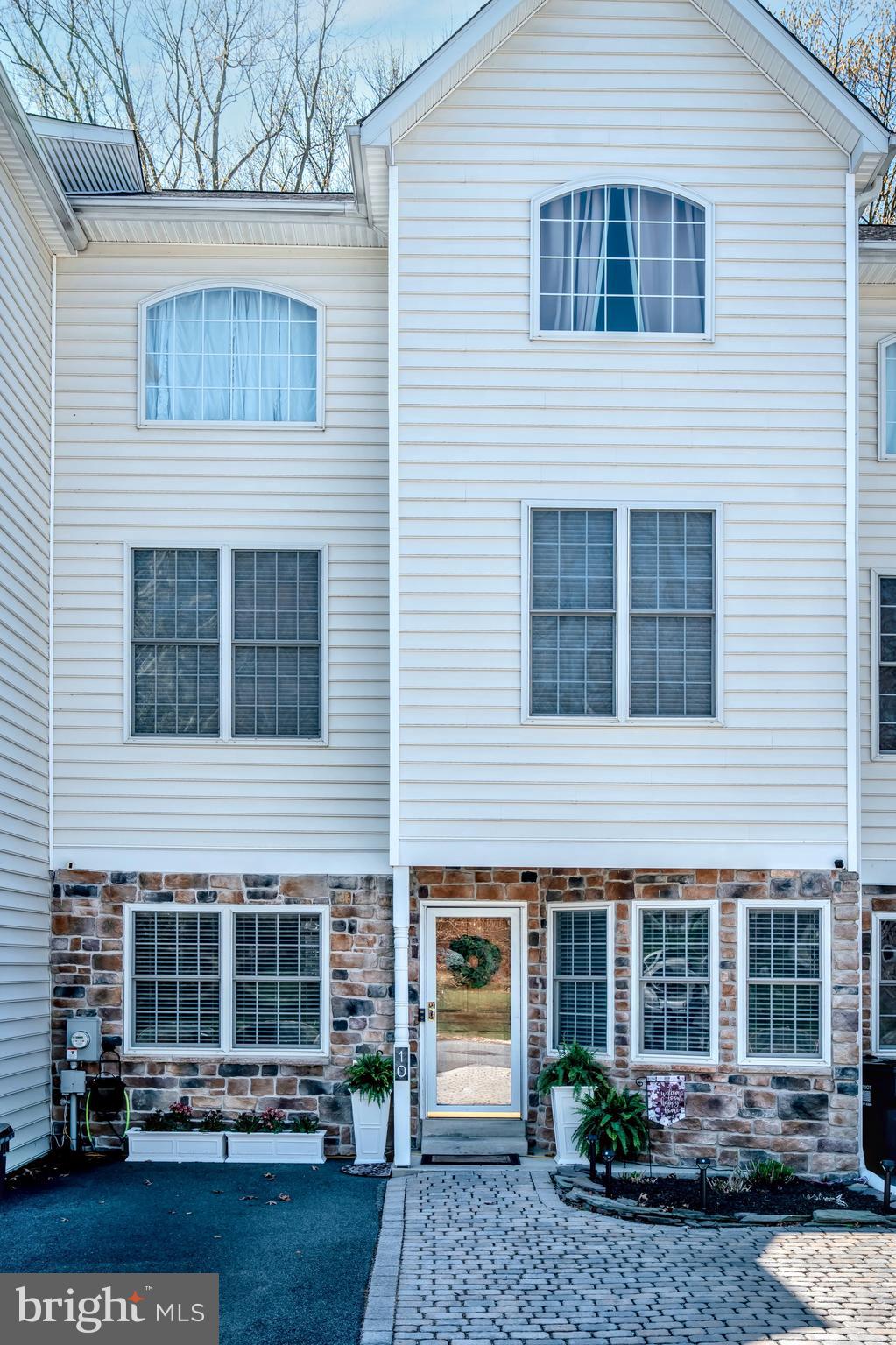 CHESAPEAKE CLUB - Residential