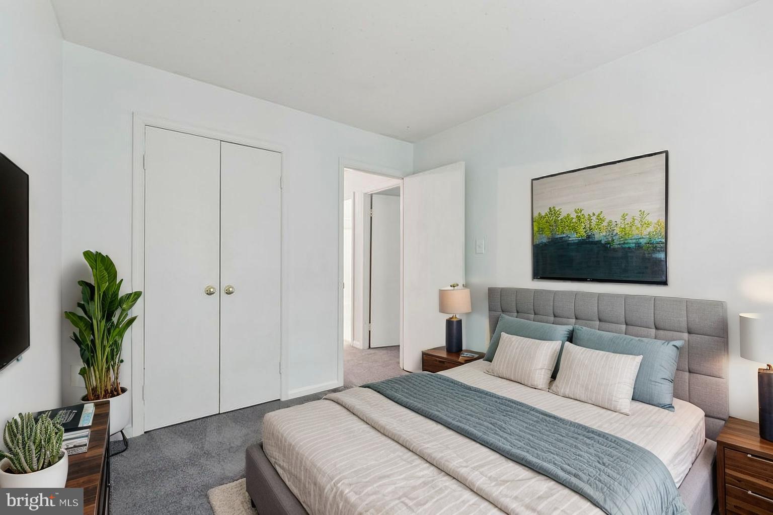 ARBORY CONDO-PHASE 10> - Residential