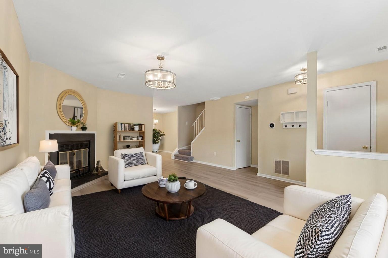ARBORY CONDO-PHASE 10> - Residential