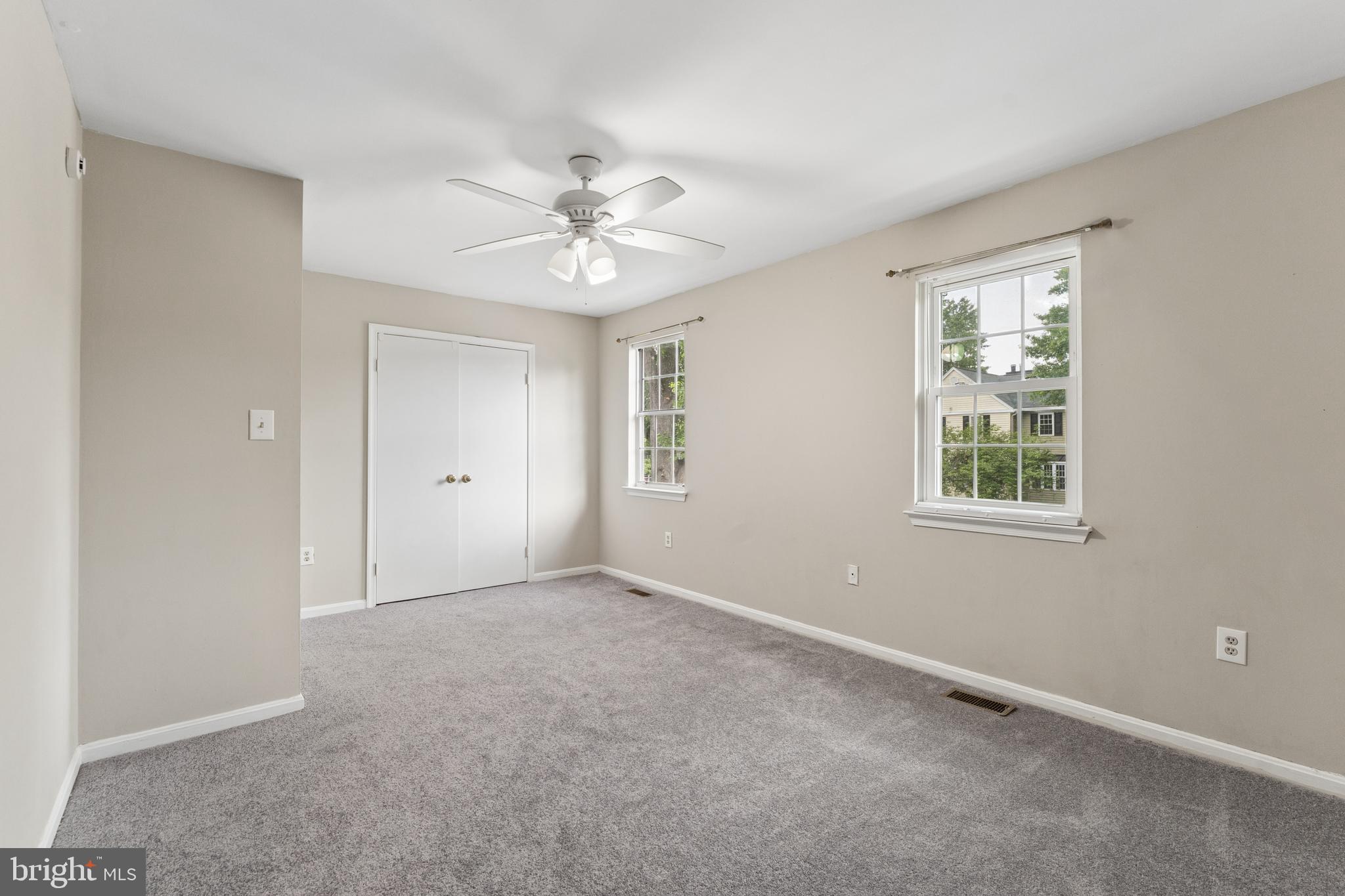 ARBORY CONDO-PHASE 10> - Residential