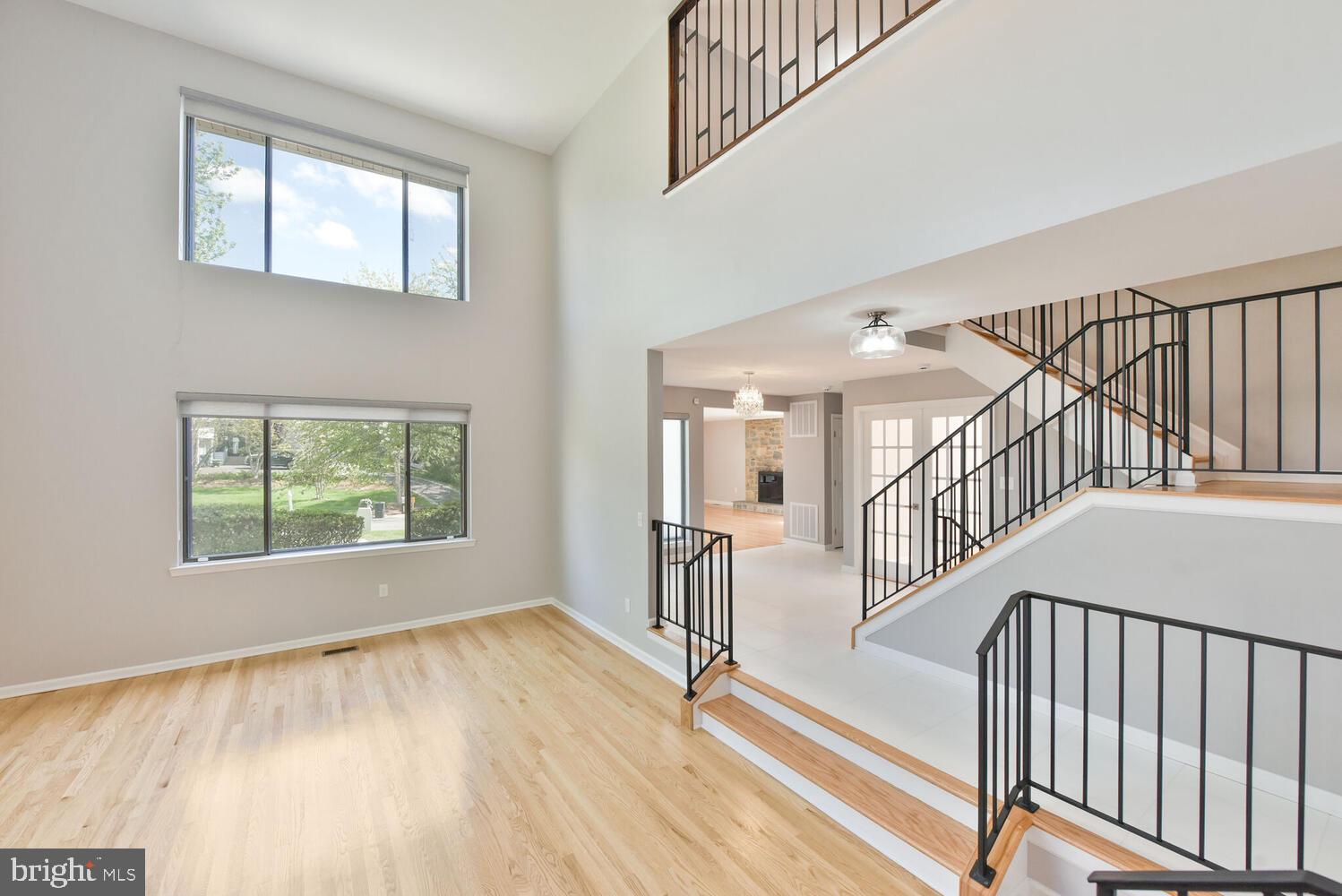 POTOMAC VILLAGE - Residential