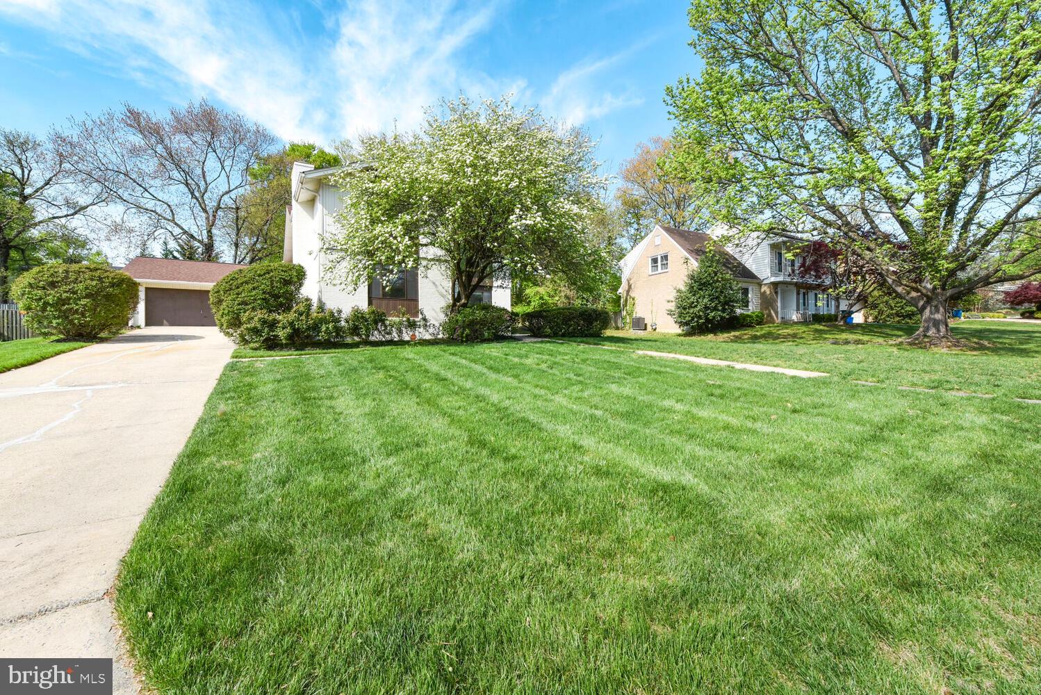 POTOMAC VILLAGE - Residential