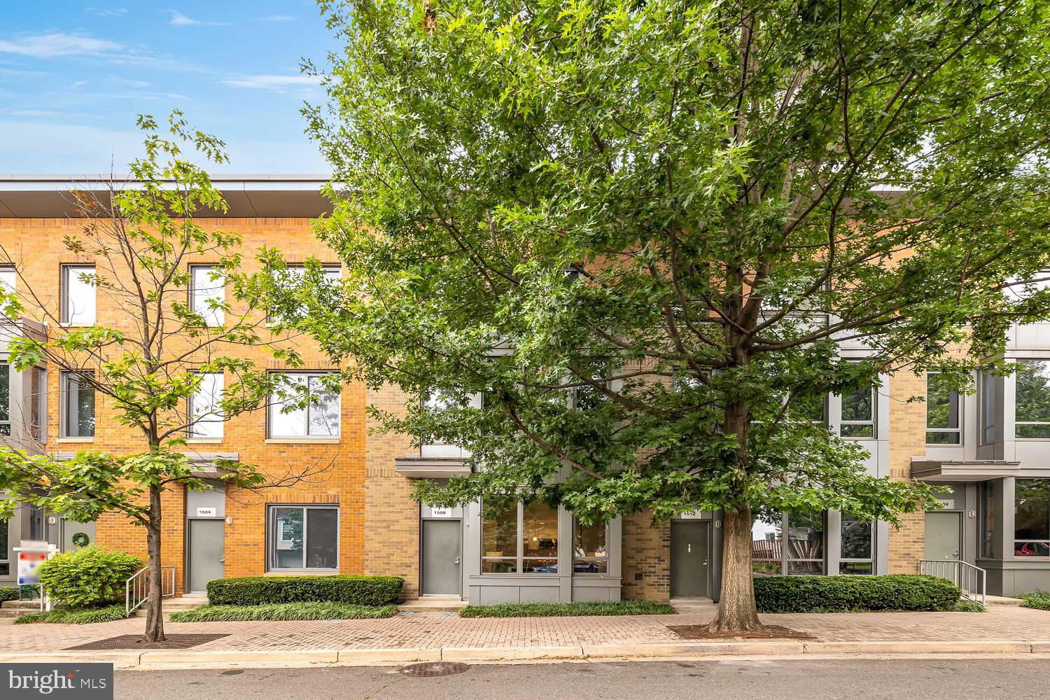 This home is a full gut renovation, brand new from top to bottom. Situated on a quiet tree lined streets, just steps from the Courthouse Metro in North Arlington. The three level home features a ground floor with a gorgeous modern kitchen with stainless steel appliances, quartz countertops, a powder bathroom nd stunningly high ceilings. The full size windows flood the home with light. On the second floor is the primary suite with two additional bedrooms above. Here, you can have the best of both worlds as this home includes the privacy of a townhome, but also a parking space in the garage, a storage unit, and full access to the larger community's amenities: pool, rooftop terrace, gym, and full time management. Parking Space: #2-024
Storage Space: B3 #5.