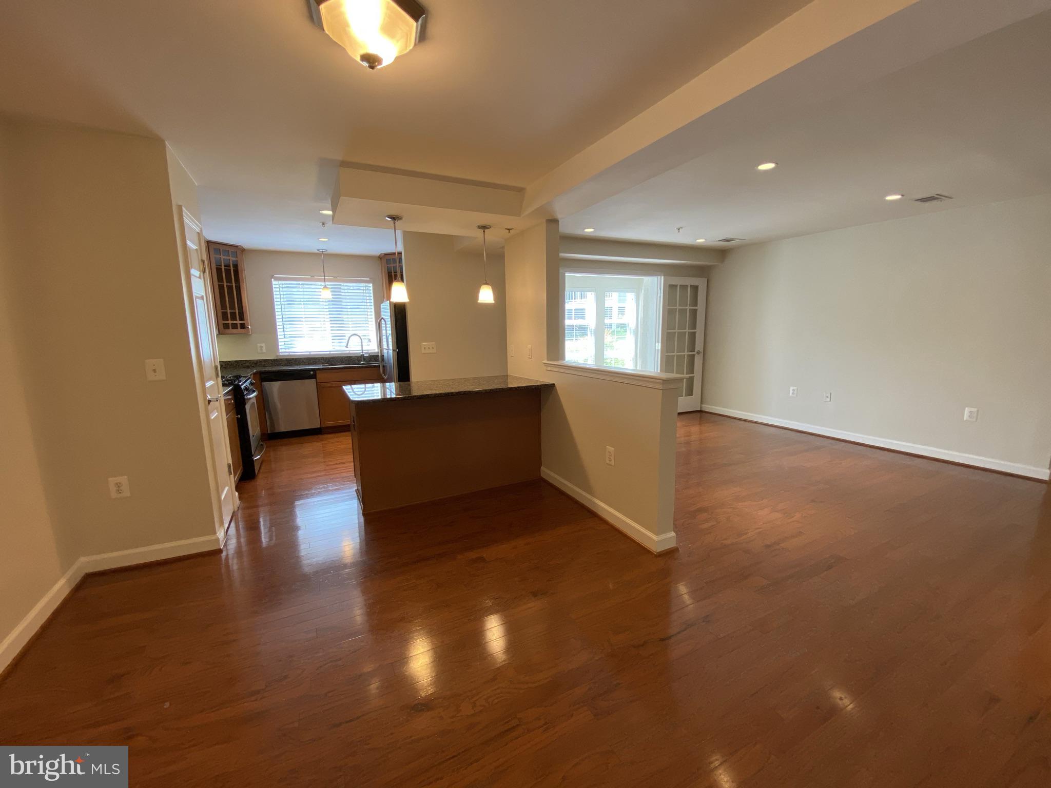 WEST VILLAGE OF SHIRLINGTON - Residential Lease
