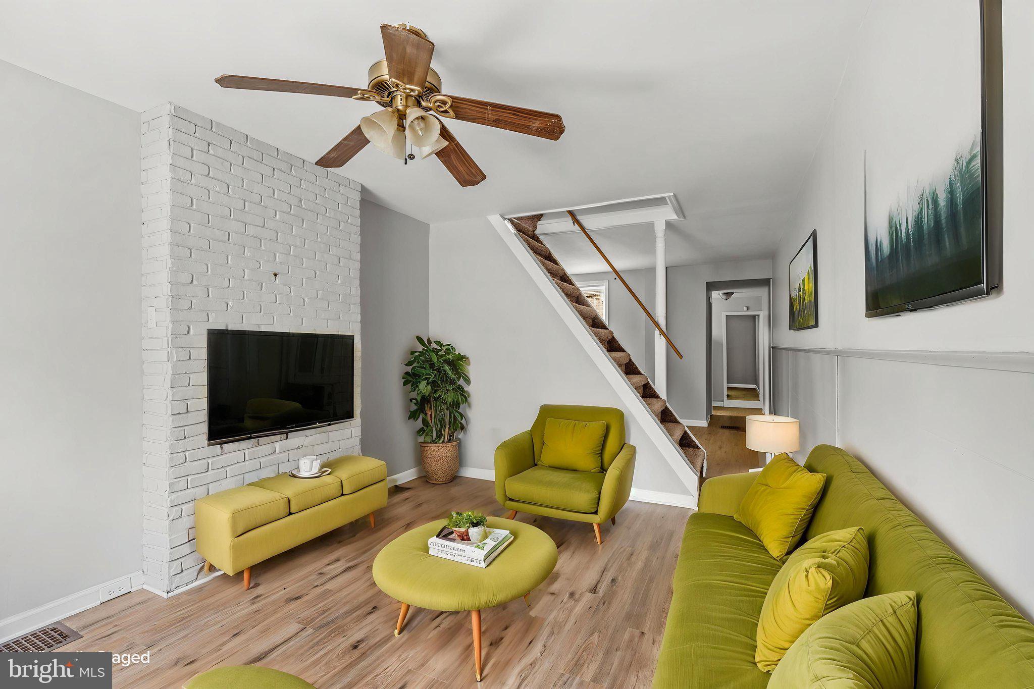 EAST KENSINGTON - Residential