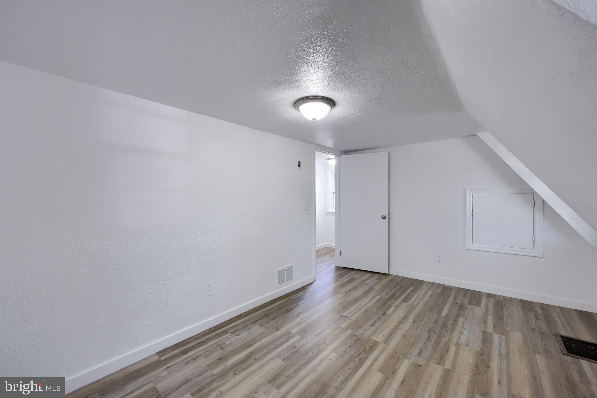 MANCHESTER - Residential