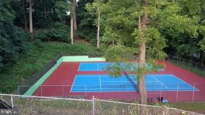 WOODLYN CROSSING - Residential