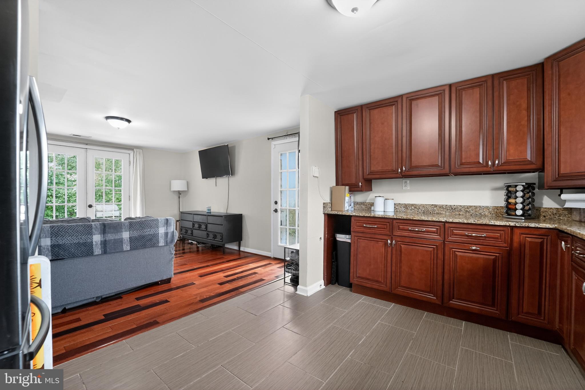 HIGHLAND - Residential