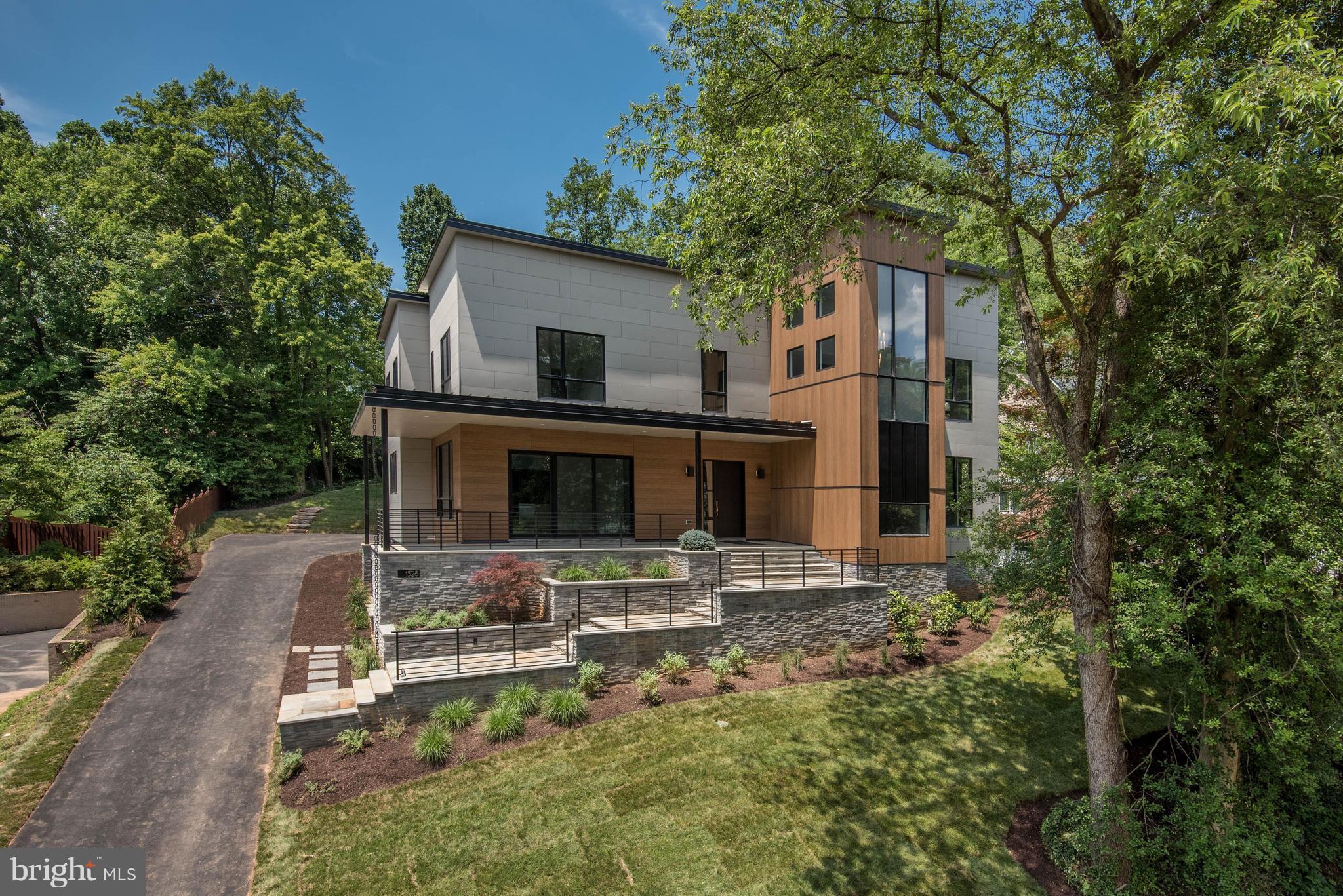 FOREST VILLA - Residential