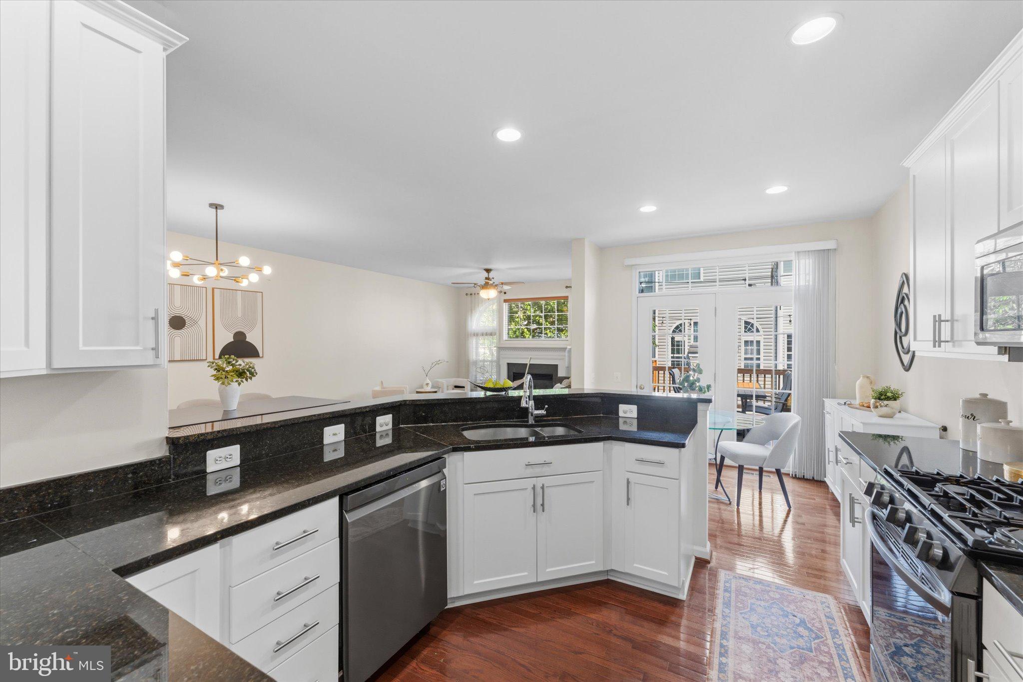 TANNERS RIDGE - Residential