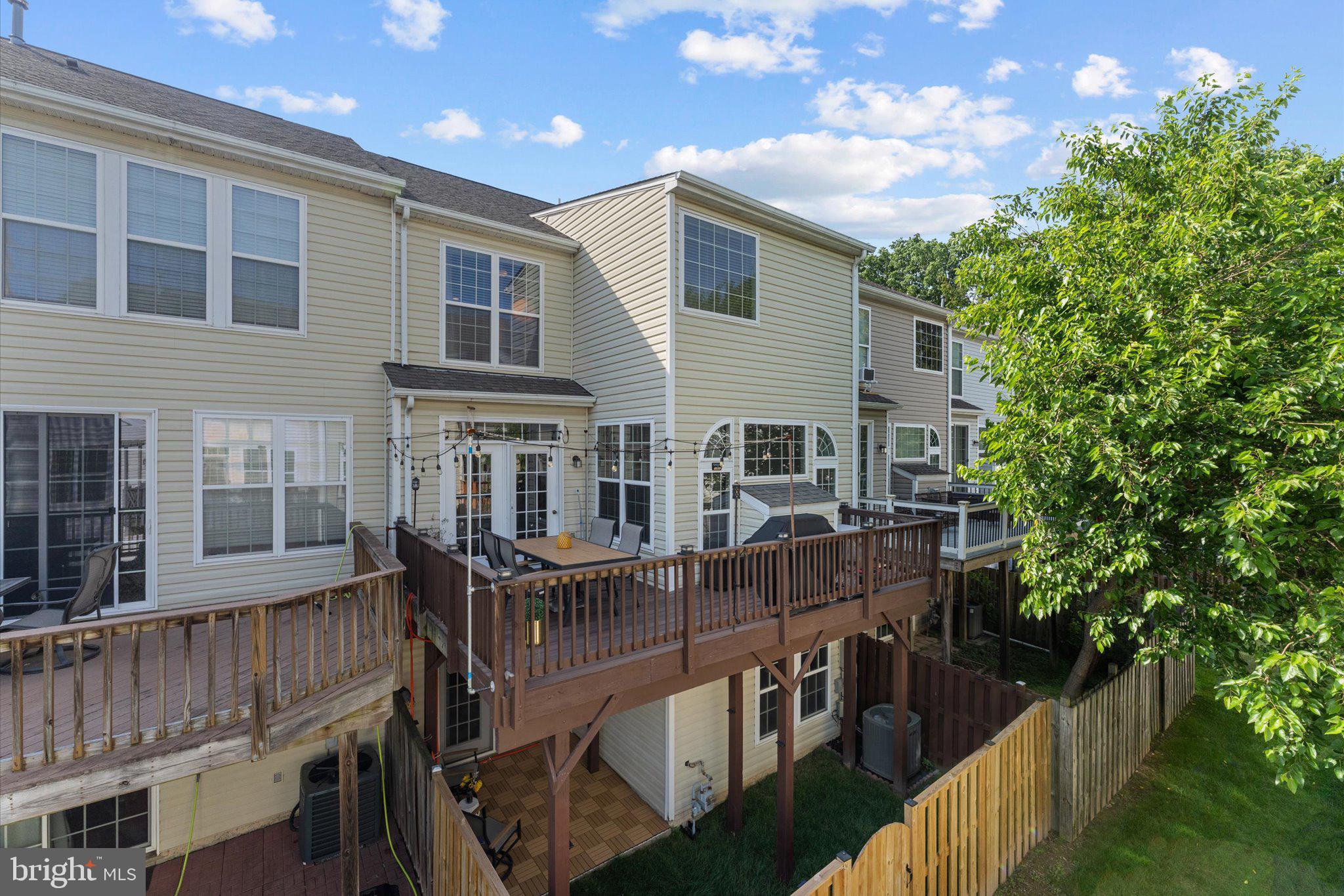 TANNERS RIDGE - Residential