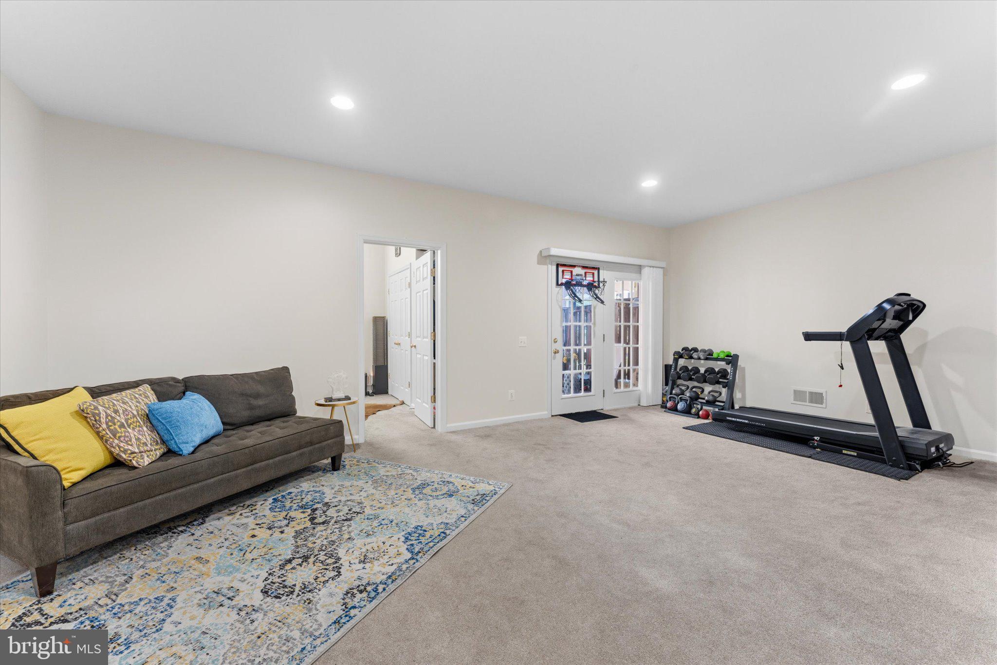 TANNERS RIDGE - Residential