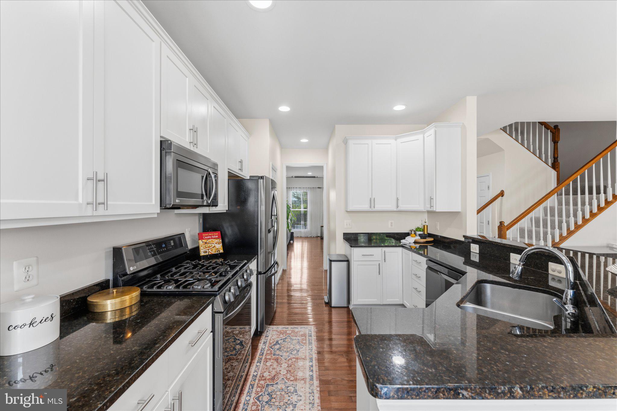 TANNERS RIDGE - Residential