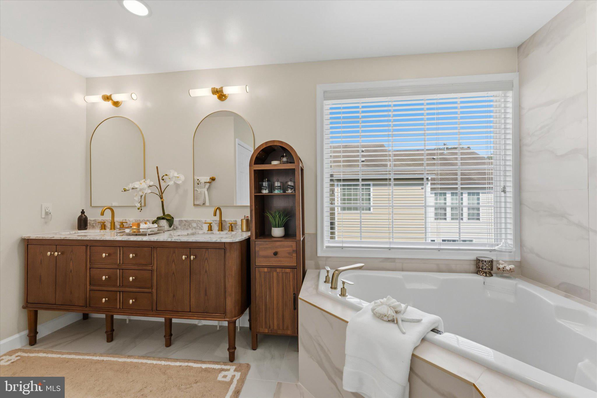 TANNERS RIDGE - Residential