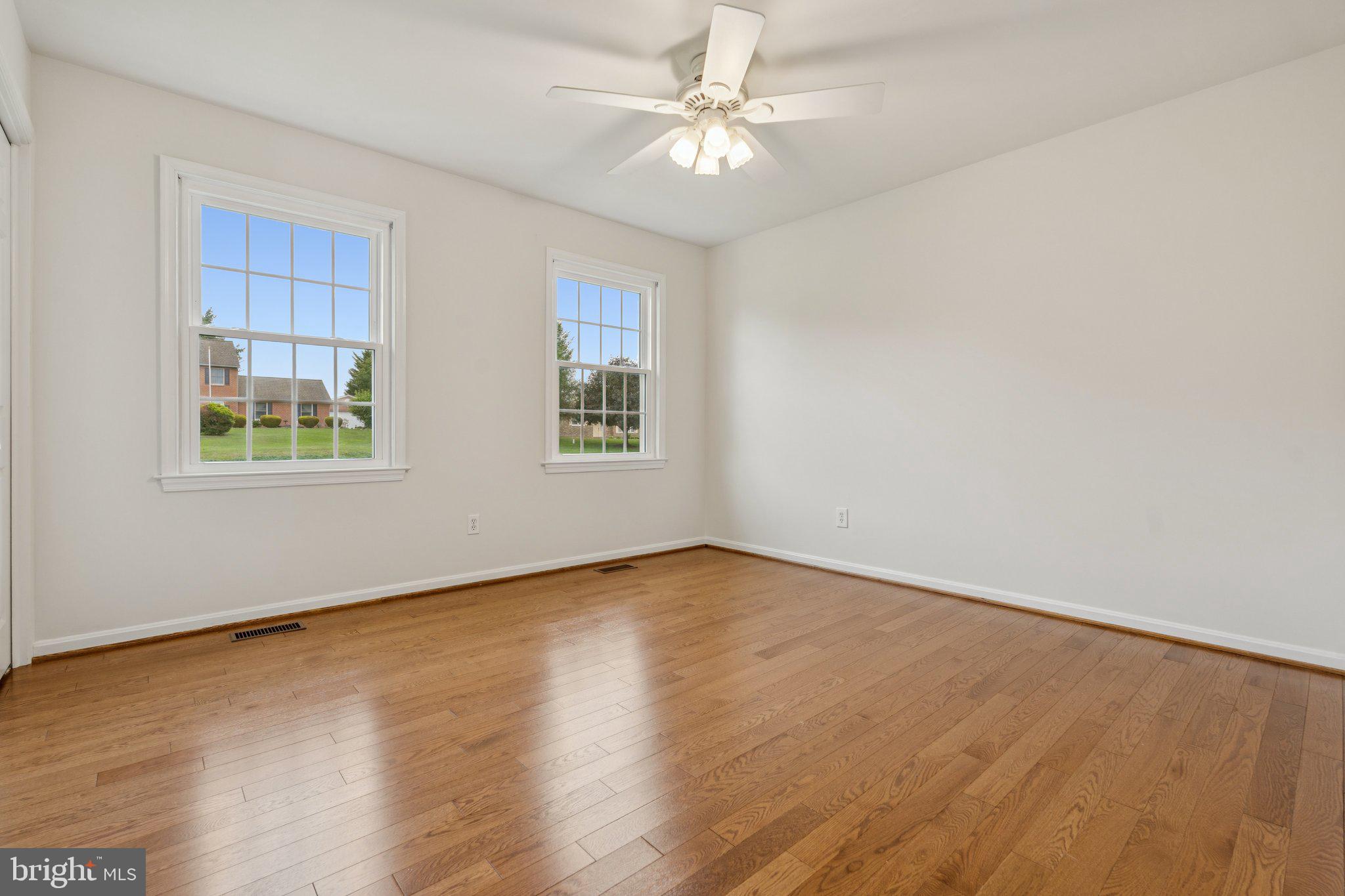 SPRING HOUSE FARMS - Residential