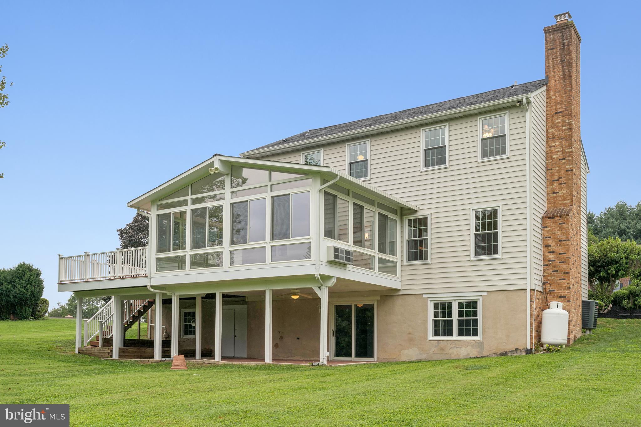 SPRING HOUSE FARMS - Residential
