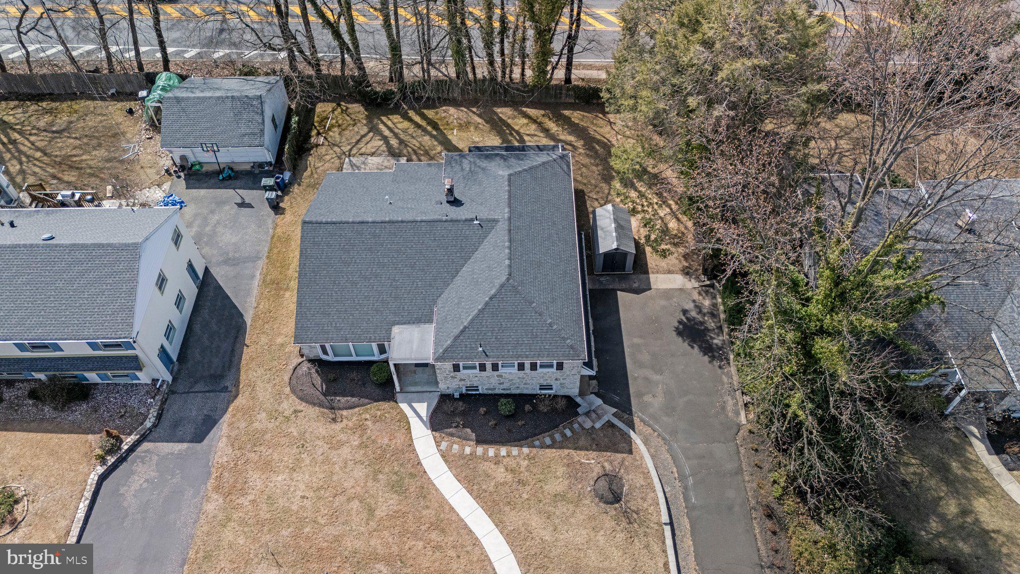 JENKINTOWN MANOR - Residential