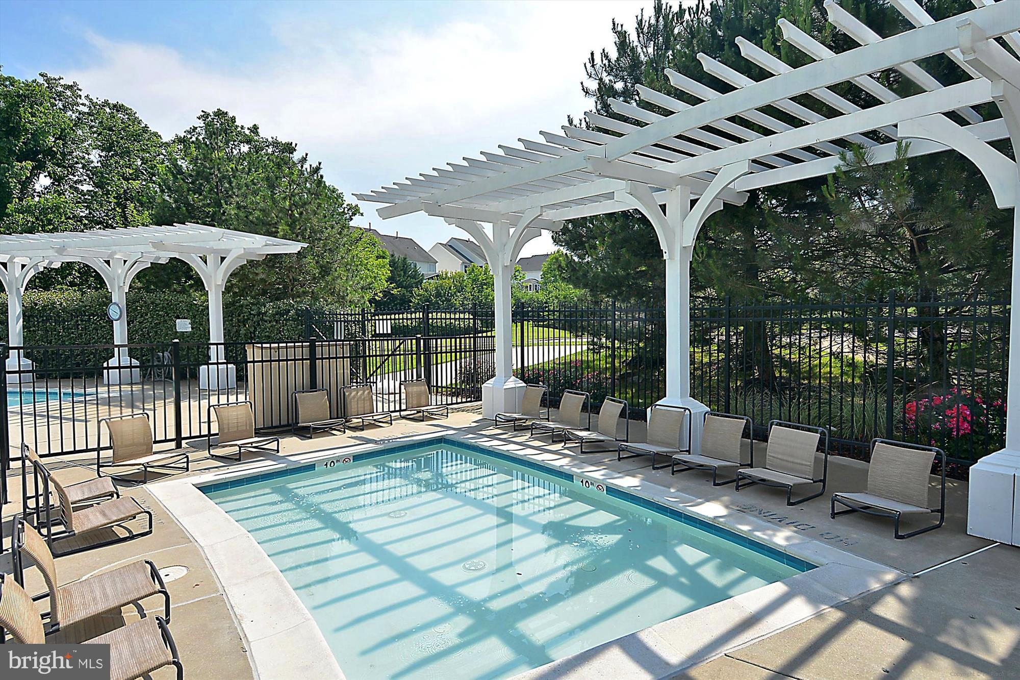 RESIDENCES AT BRAMBLETON - Residential Lease