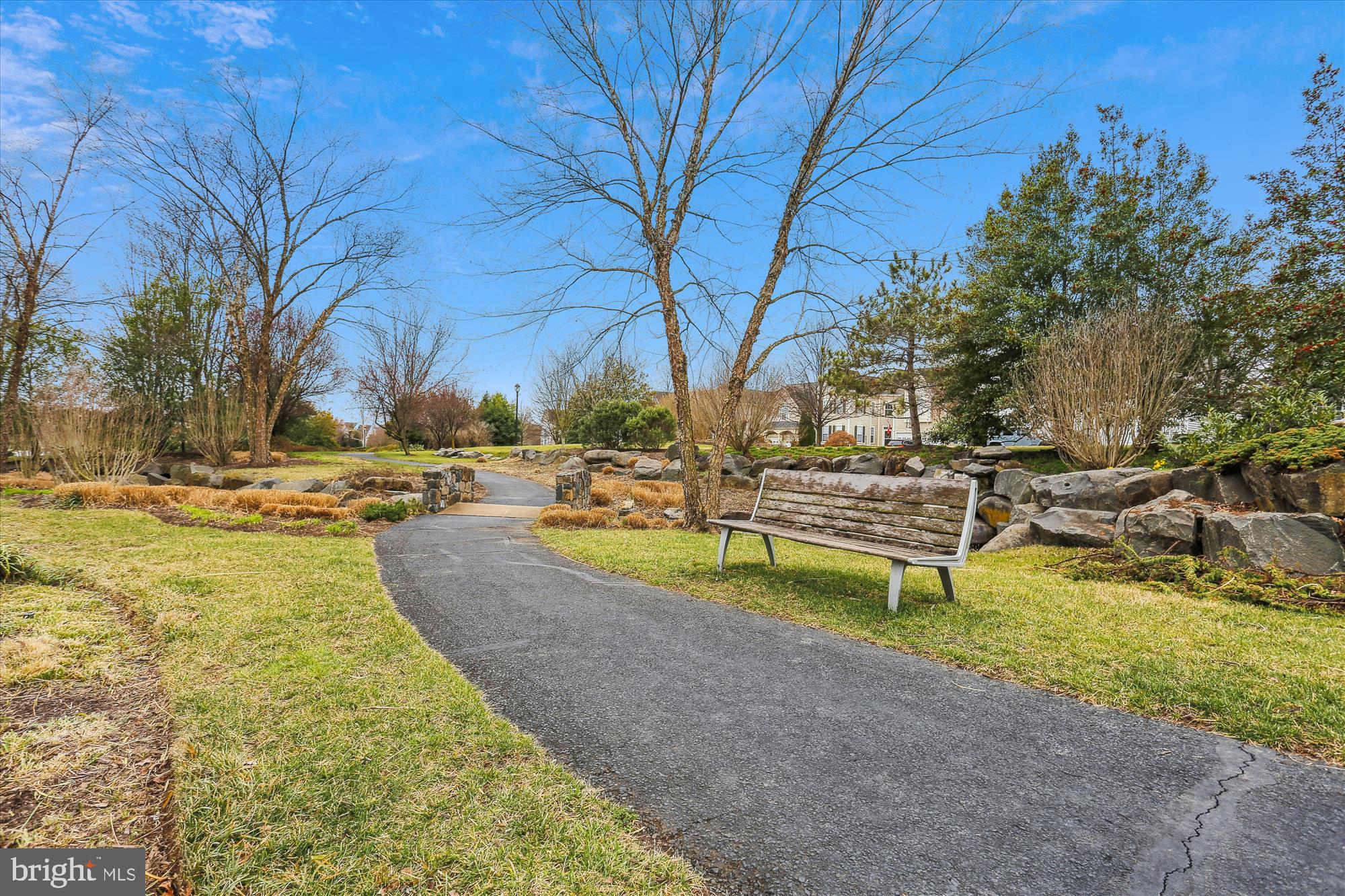 RESIDENCES AT BRAMBLETON - Residential Lease