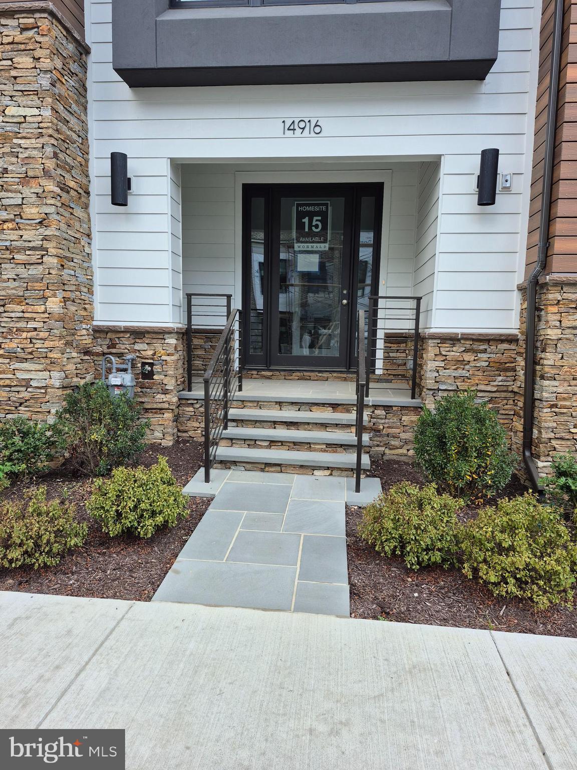 THE GROVE - Residential