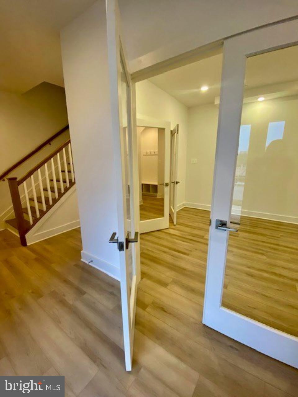 THE GROVE - Residential