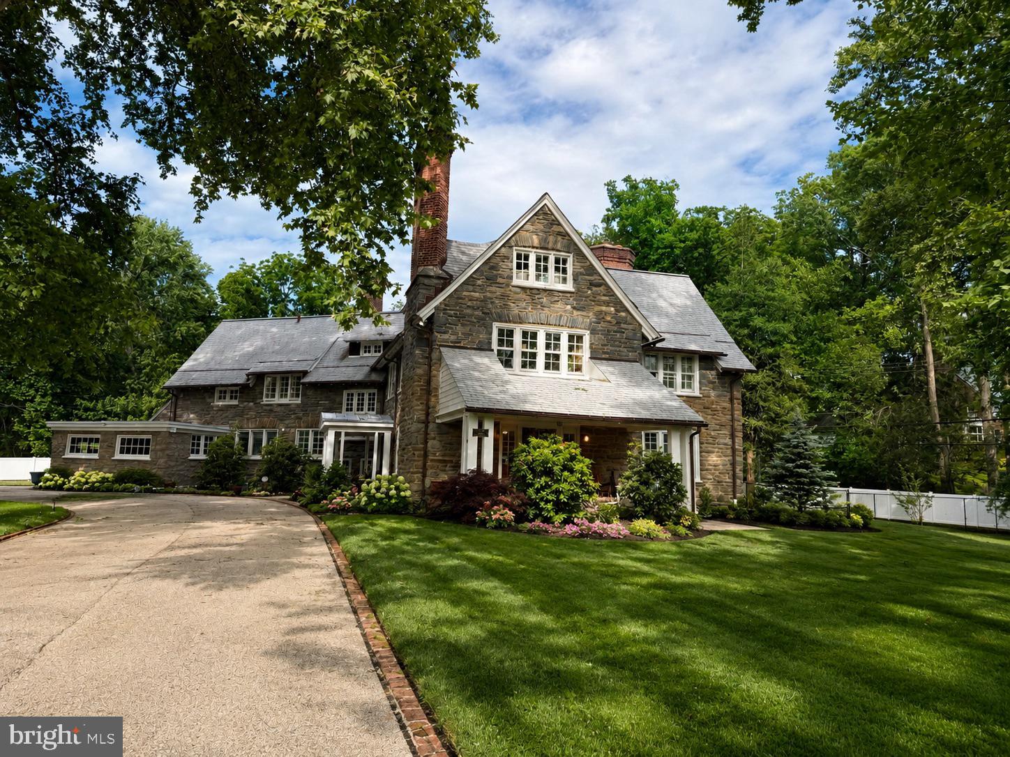 JENKINTOWN - Residential
