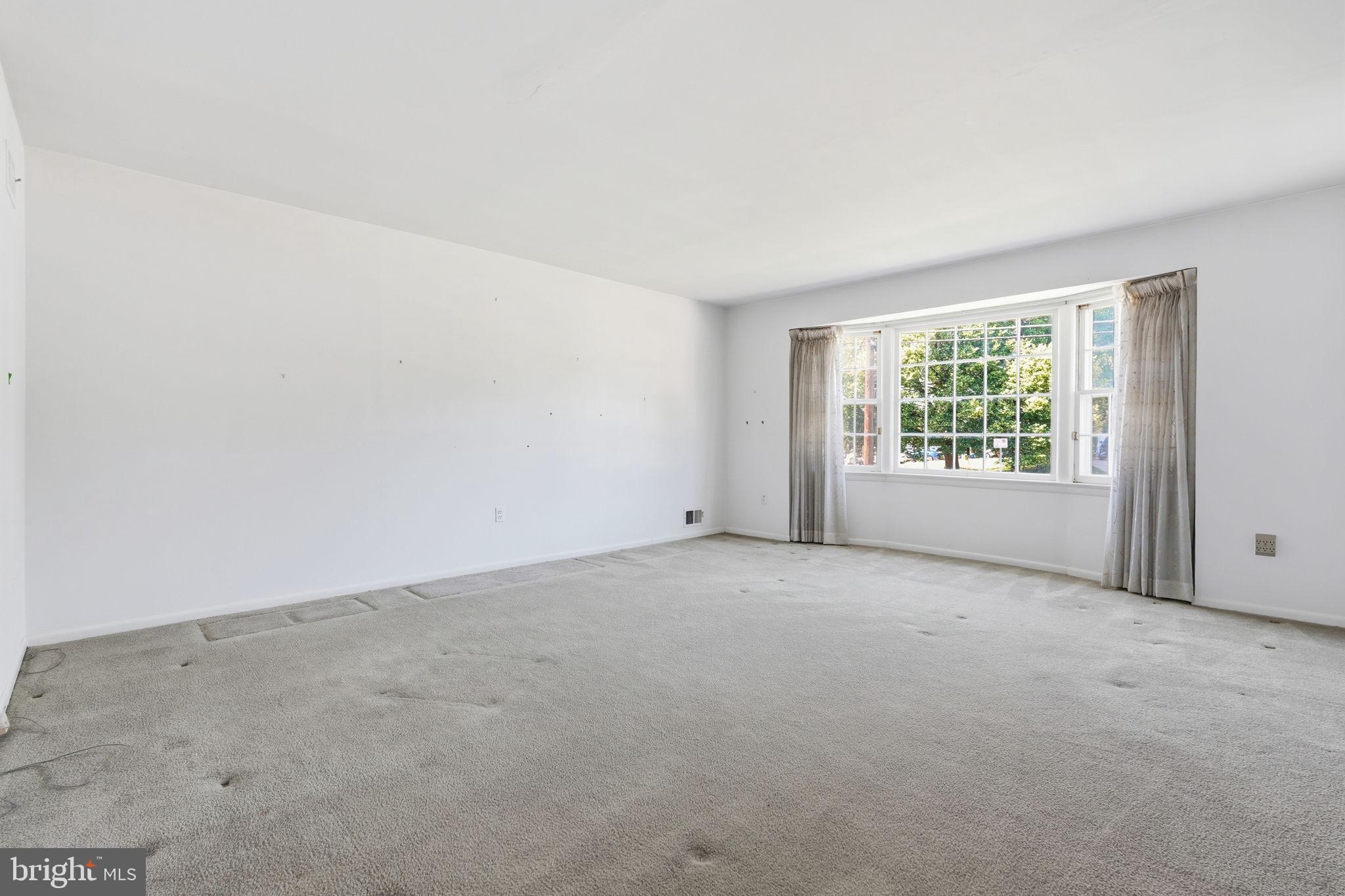 REGENCY ESTATES - Residential