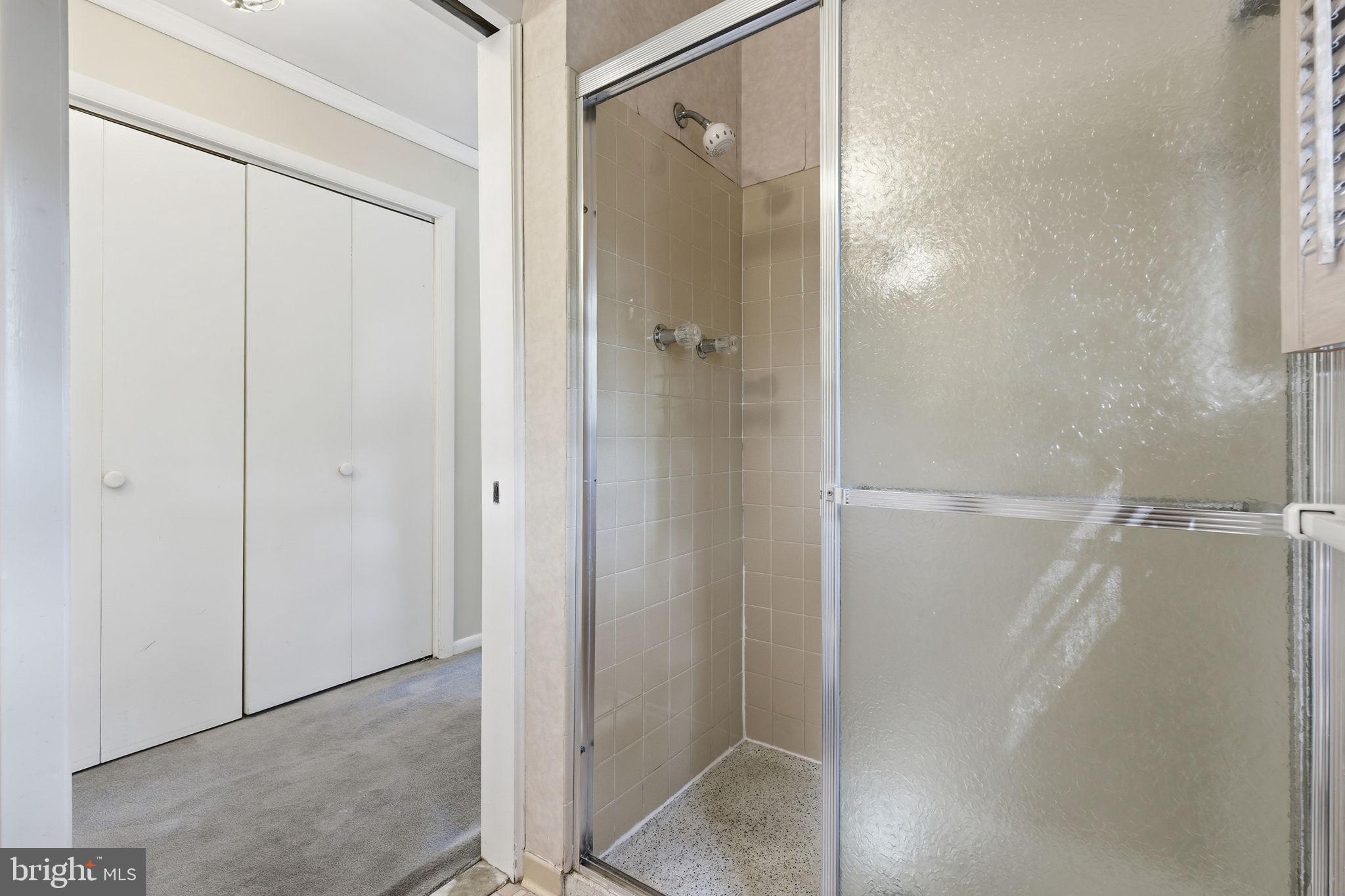 REGENCY ESTATES - Residential